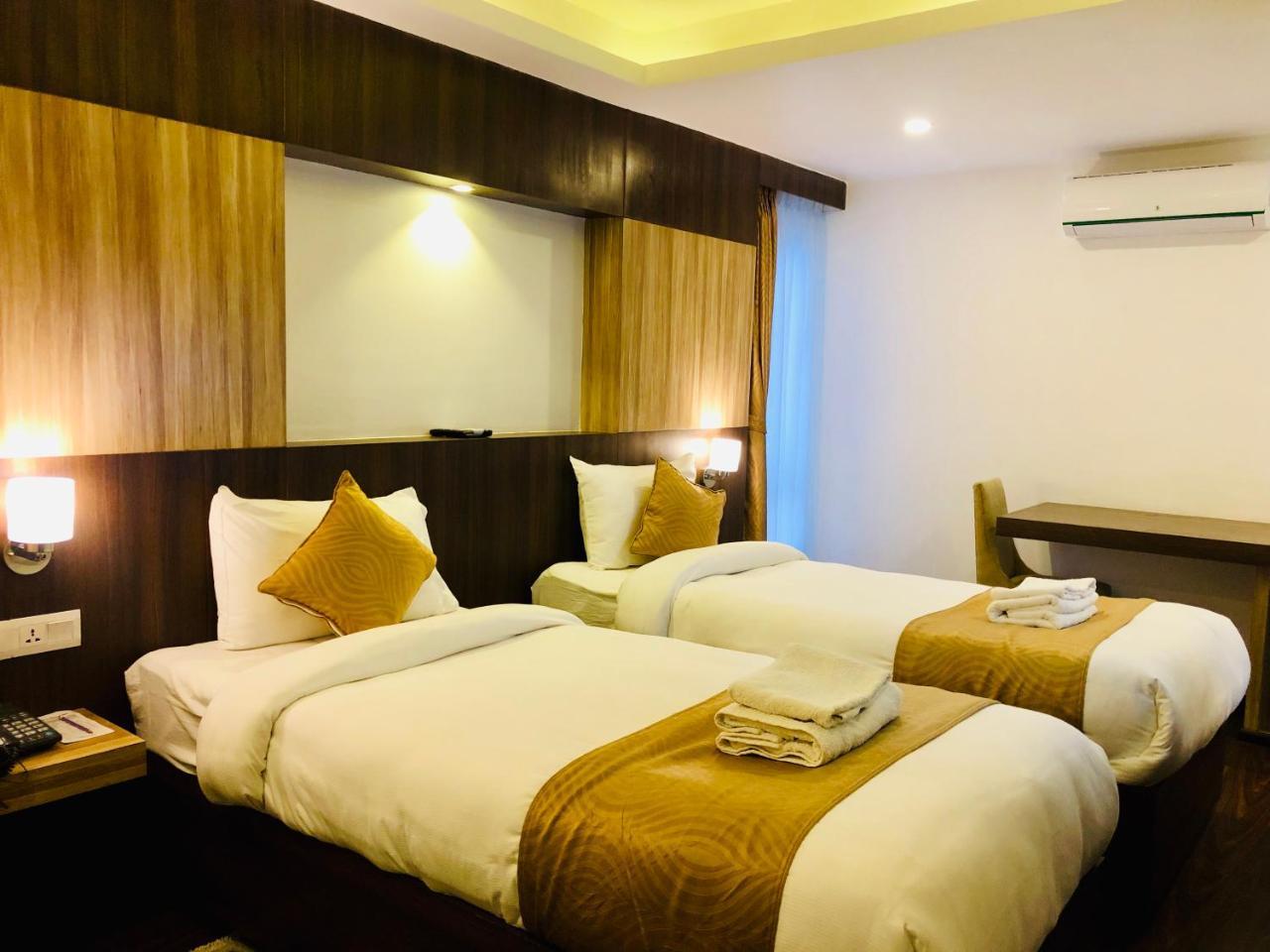 The Milestone Hotel Katmandou Extérieur photo
