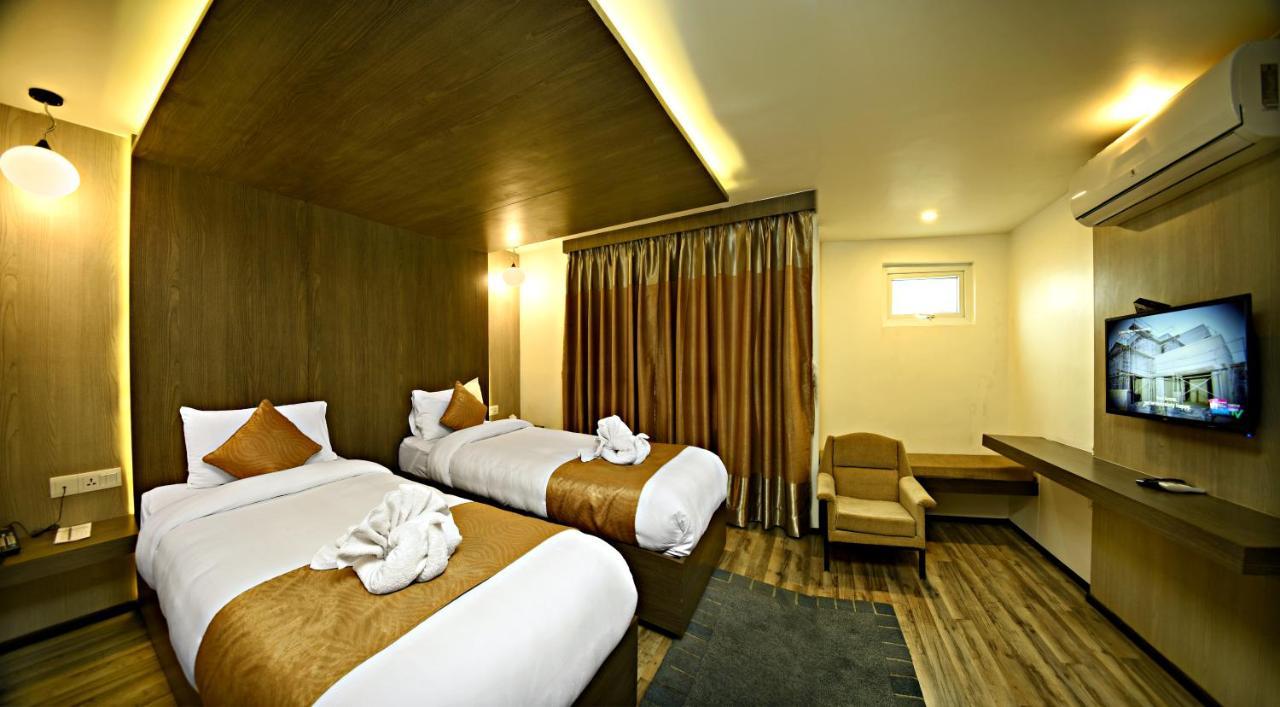 The Milestone Hotel Katmandou Extérieur photo